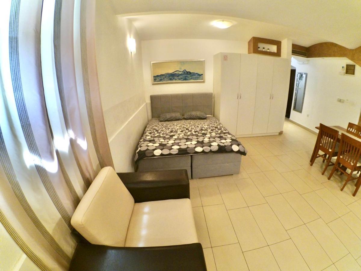 Carla Studio Apartment Zagreb Exterior foto